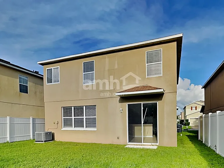 12110 Fern Haven Ave — Photo 18