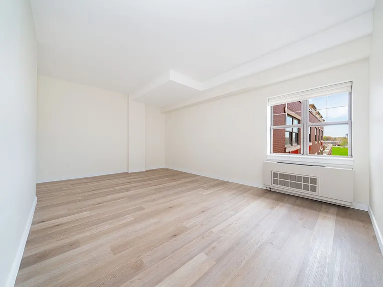 75-25 153rd St #710 — Photo 1