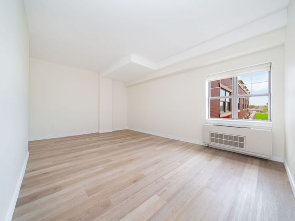 7525 153rd St APT 710