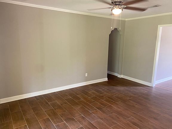 5th image of 1613 Brisbane Cir