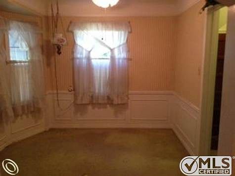 DINING ROOM LOWER.jpg
