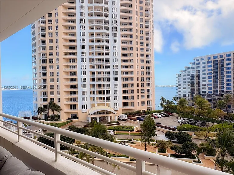 848 Brickell Key Dr #905 — Photo 25