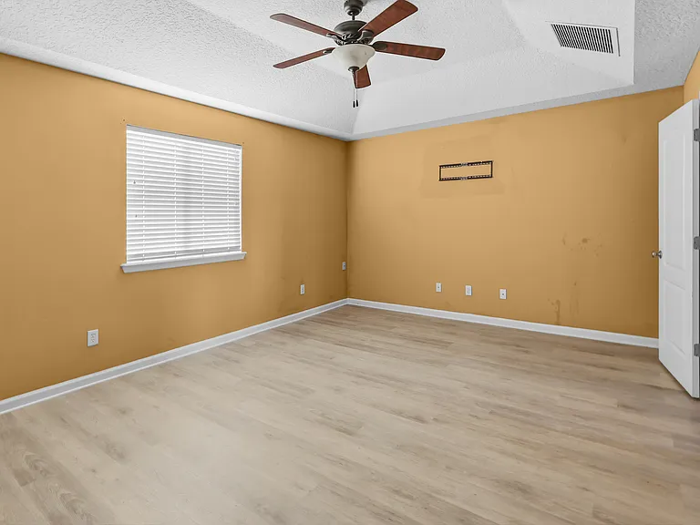 2364 Red Moon Dr — Photo 17