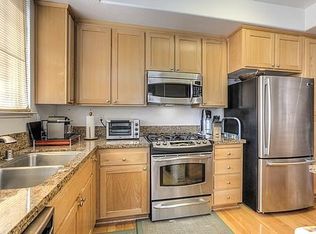 6052 Old Quarry Loop, Oakland, CA 94605