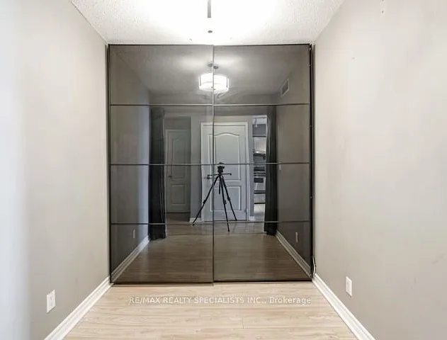 2 bed, $2,450 — Photo 4
