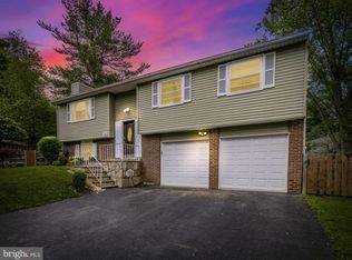 19000 Swan Dr, Gaithersburg, MD 20879