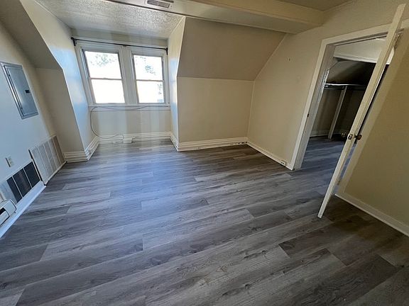 3rd image of 5307-5309 Perrysville Ave