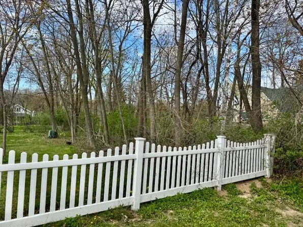 12524 West PROSPECT DRIVE, New Berlin, WI 53151