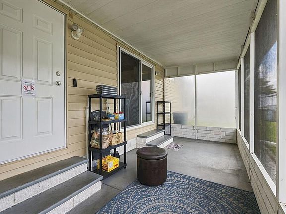 3rd image of 3041 SHORT LEAF STREET