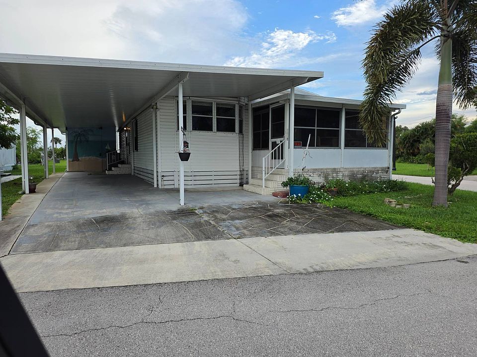 1st image of 4372 71st Rd N #1326