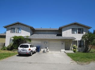 10427 Holly Dr, Everett, WA 98204