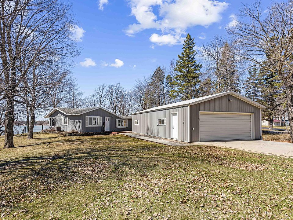 1st image of 12464 Shorewood Beach Rd