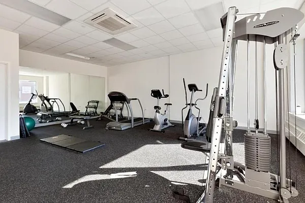 Rented by Corcoran | media 15