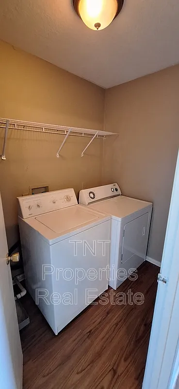 1 bed, 1.0 bath, 756 sqft, $795 — Photo 3