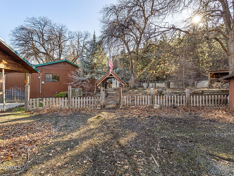 1st image of 121 Tampico Park Rd