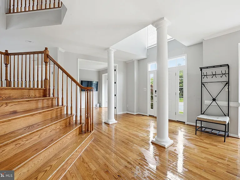 6355 Willowfield Way — Photo 9
