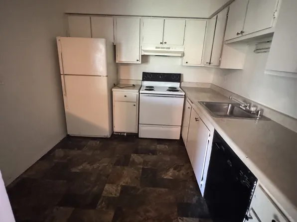 7674-7688 West Wabash Court - 7686, 7686 W Wabash Ct, Milwaukee, WI 53223