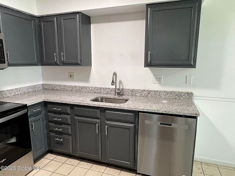 5th image of 45 Rapp Road APT 16