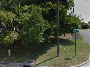 361 Spring St, Petersburg, VA 23803