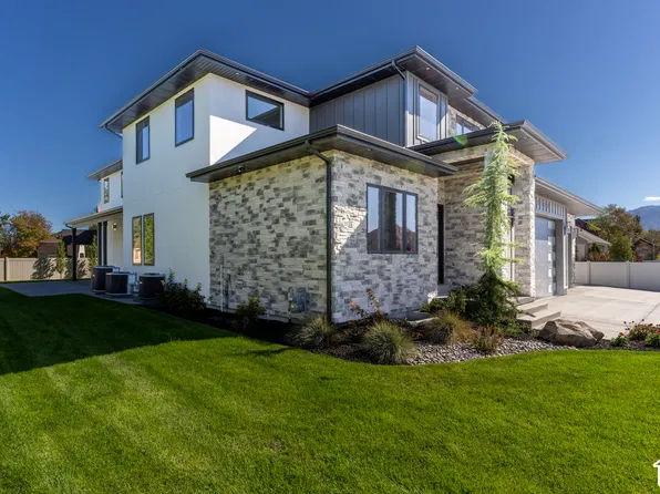 3168 W Chalk Creek Way S, South Jordan, UT 84095