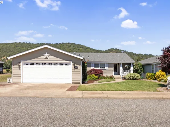 382 Jacob Hale Way, Roseburg, OR 97471
