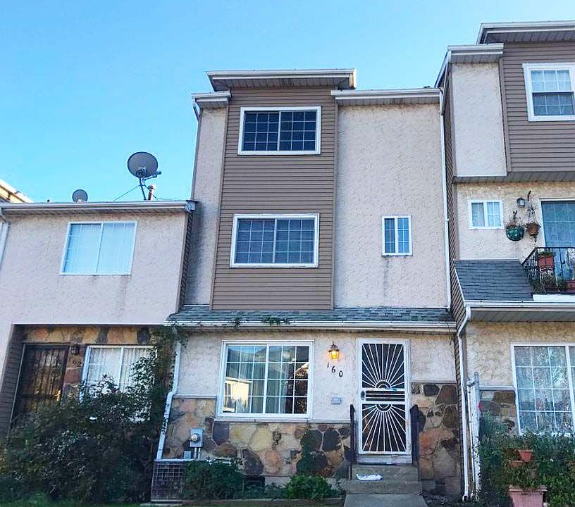 1st image of 160 Skyline Dr