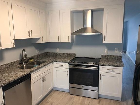 5th image of 2447 Ecuadorian Way APT 55