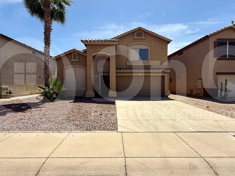 1733 E Harrison St — Photo 1