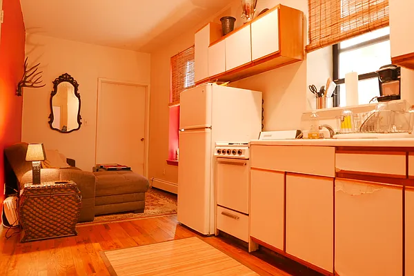 Rented by JK Dansar Corp | media 44