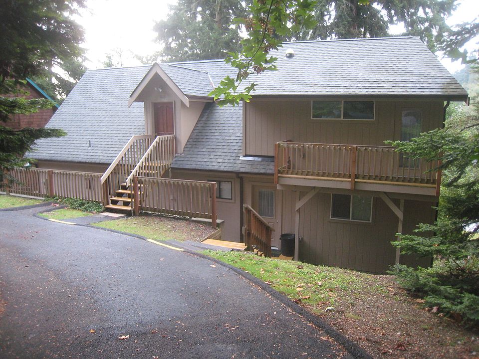 1015 Honeymoon Lake Dr.
