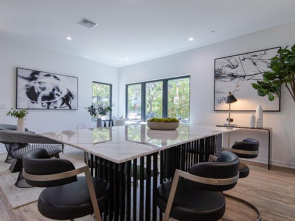4th image of 332 N Oakhurst Dr #101