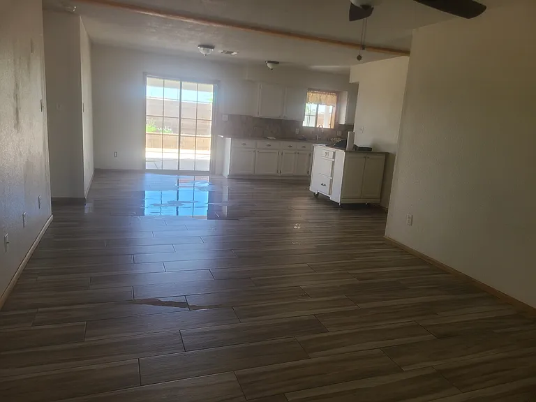 3850 S Hinckley Dr — Photo 4