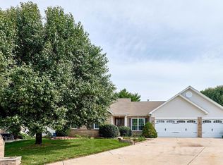 450 Parkshire Place Dr, Dardenne Prairie, MO 63368
