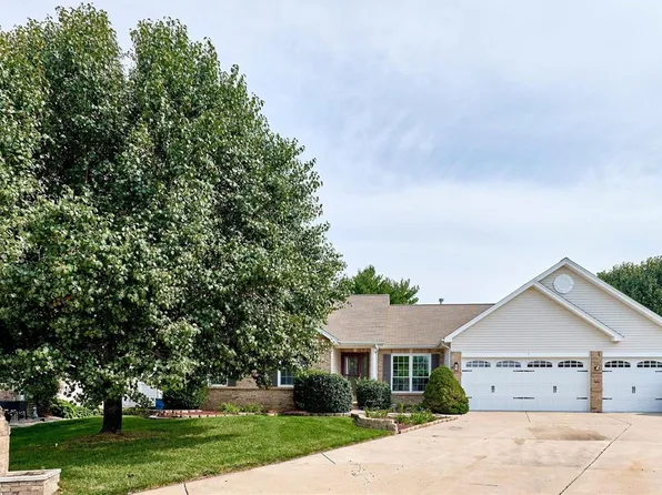 450 Parkshire Place Dr, Dardenne Prairie, MO 63368