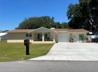 941 Hicks Rd, Lakeland, FL 33813