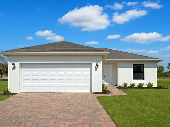 2301 NE 8th Pl, Cape Coral, FL 33909