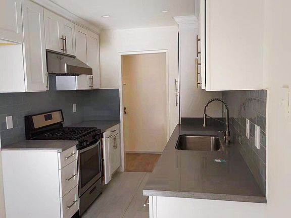 2nd image of 505 N Louise St APT 201
