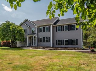 151 Walnut Hill Rd, Bethel, CT 06801