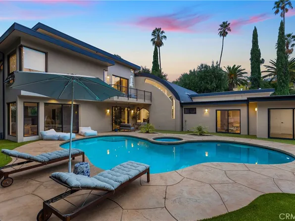 4415 Vanalden Ave, Tarzana, CA 91356