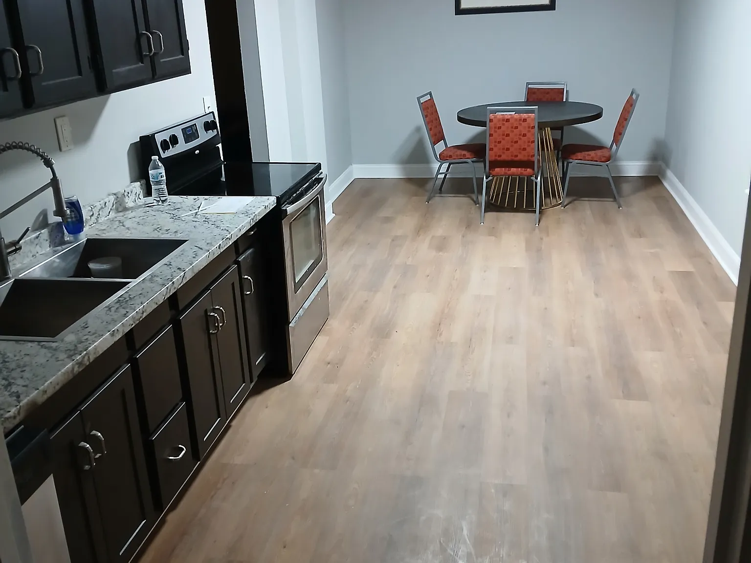 2 bed, 1400 sqft, $1,500 — Photo 2
