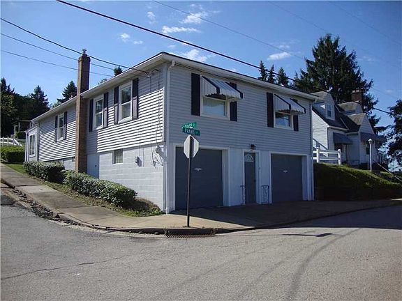 2nd image of 822 Evans St