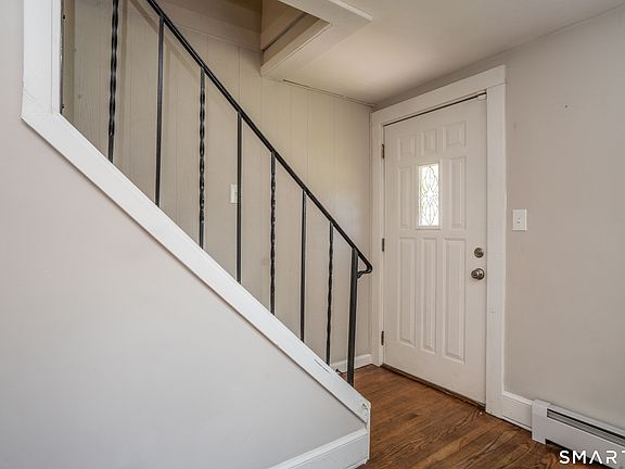 2nd image of 16 Ann St