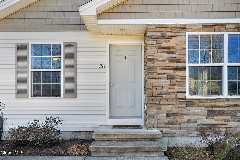 3rd image of 26 Parkview Lane