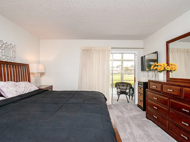 66 Woodland Dr #106 — Photo 15
