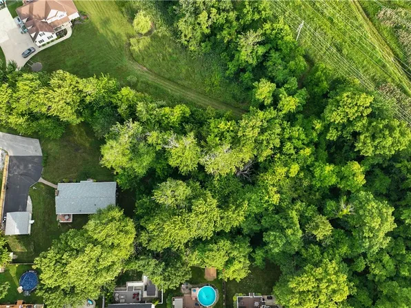 Strother Ave, Painesville, OH 44077