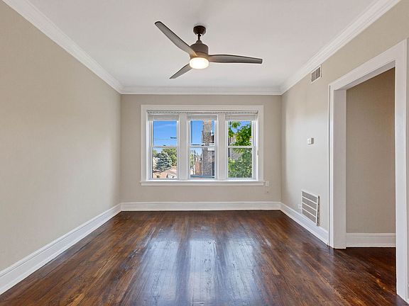 5th image of 4665 N Lowell Ave #3