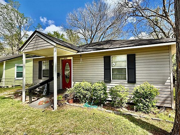 5th image of 1014 N Arcola St