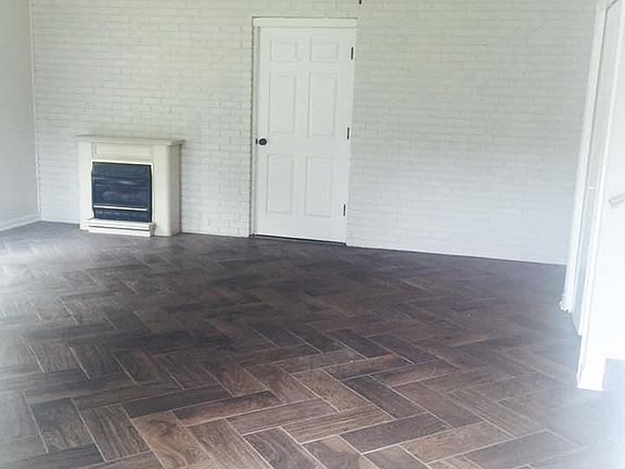 4th image of 7229 Green Meadows Ln