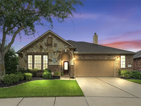 9997 Willow Falls Ln, Brookshire, TX 77423