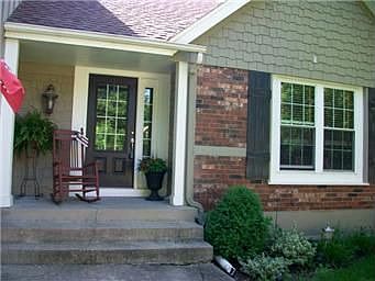 3rd image of 407 NE Wild Plum Ct